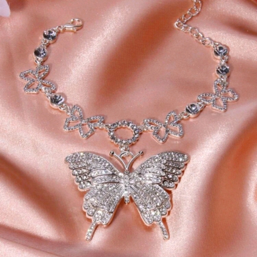SILVER BUTTERFLY RHINESTONE BRACELET NEW - Picture 2 of 6
